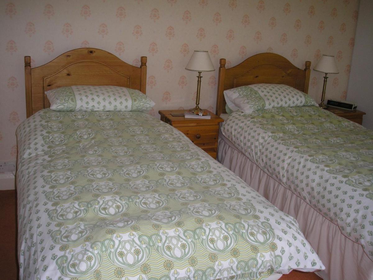 Chart House Bed And Breakfast Dorking Buitenkant foto