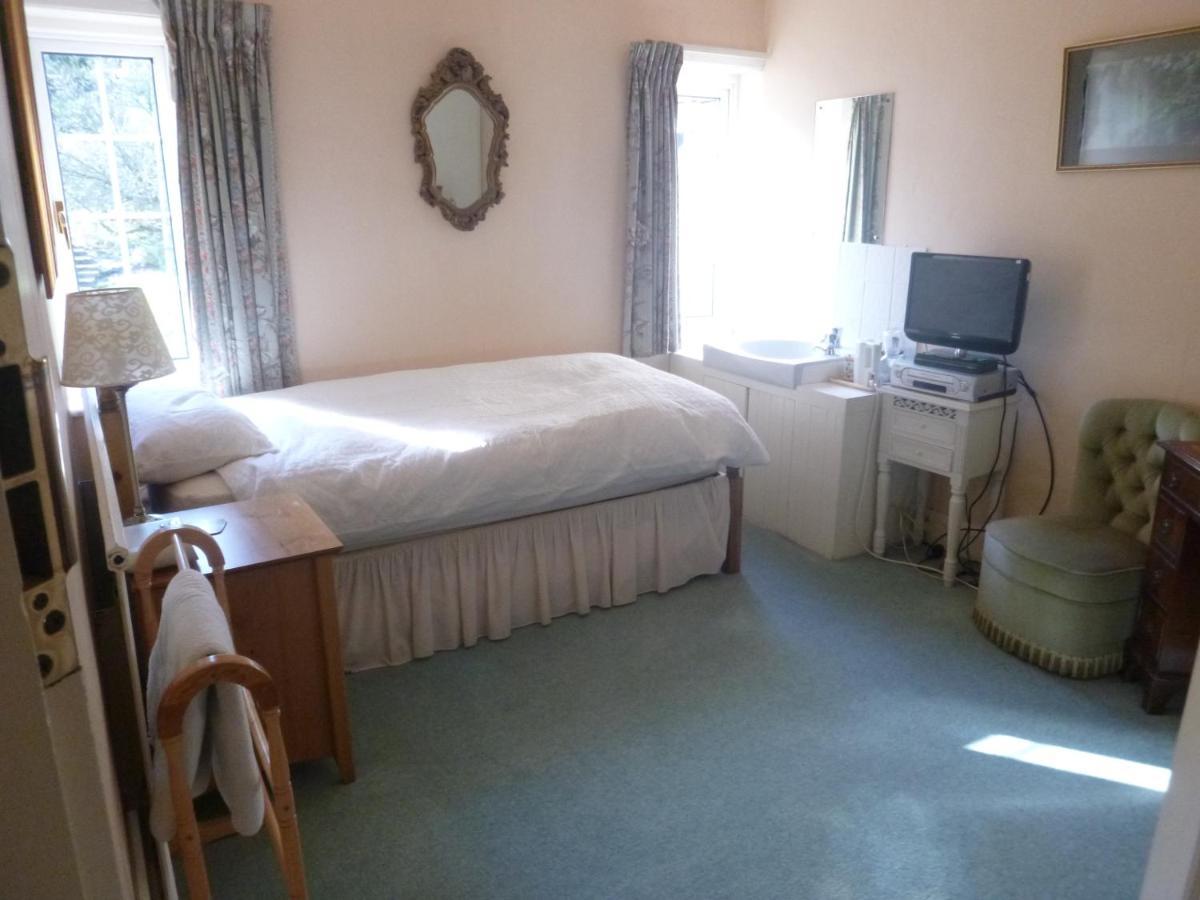Chart House Bed And Breakfast Dorking Buitenkant foto