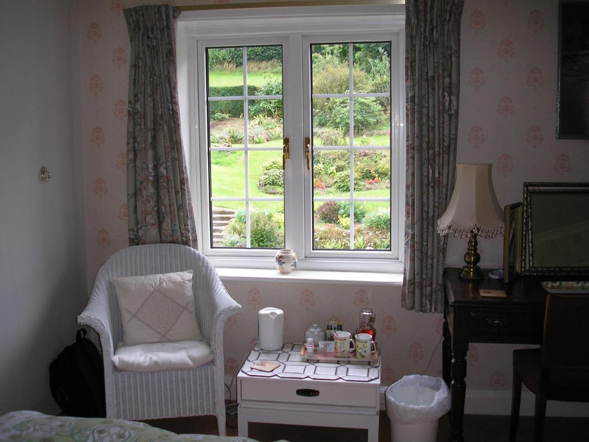 Chart House Bed And Breakfast Dorking Buitenkant foto
