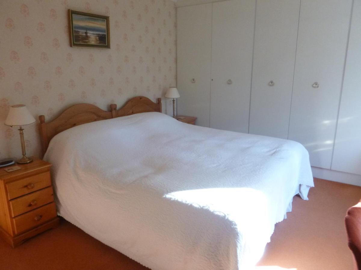 Chart House Bed And Breakfast Dorking Buitenkant foto
